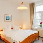 Zur Alten Post 아파트 *